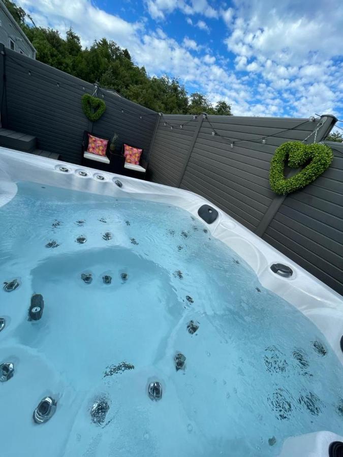 Hot Tub 9 The Fairways Ξενοδοχείο Άλνγουικ Εξωτερικό φωτογραφία